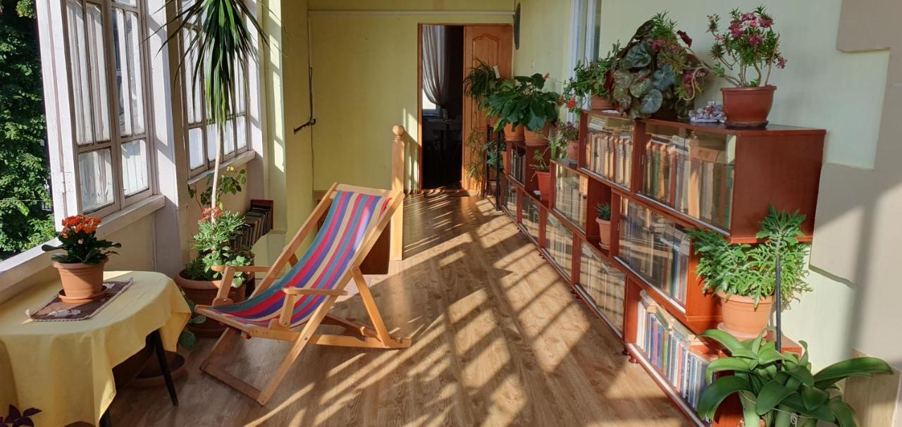 Bookinist Apartment كوتايسي المظهر الخارجي الصورة