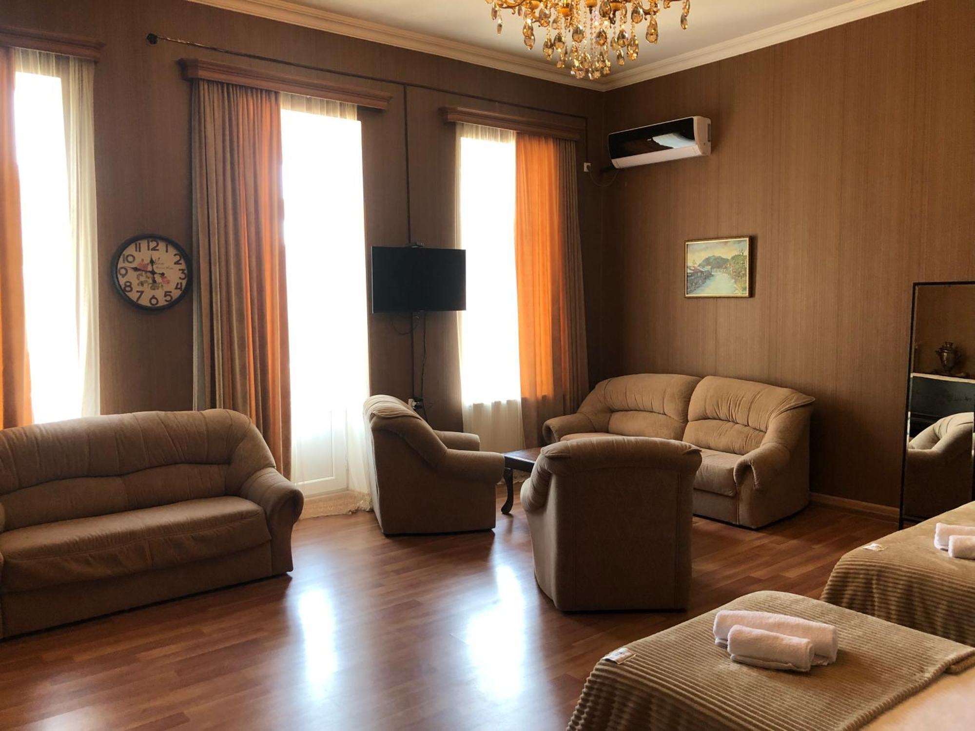 Bookinist Apartment كوتايسي المظهر الخارجي الصورة
