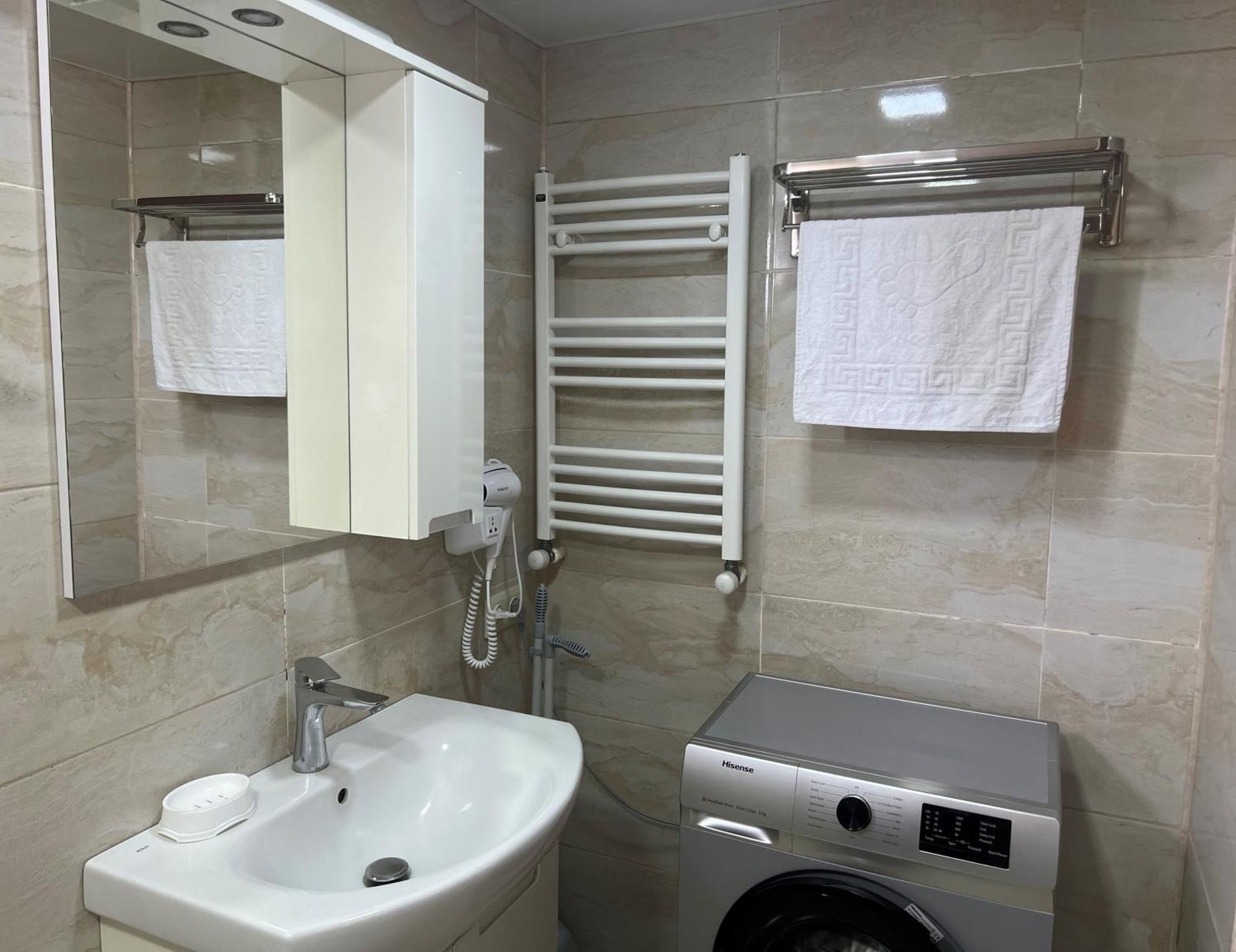 Bookinist Apartment كوتايسي المظهر الخارجي الصورة
